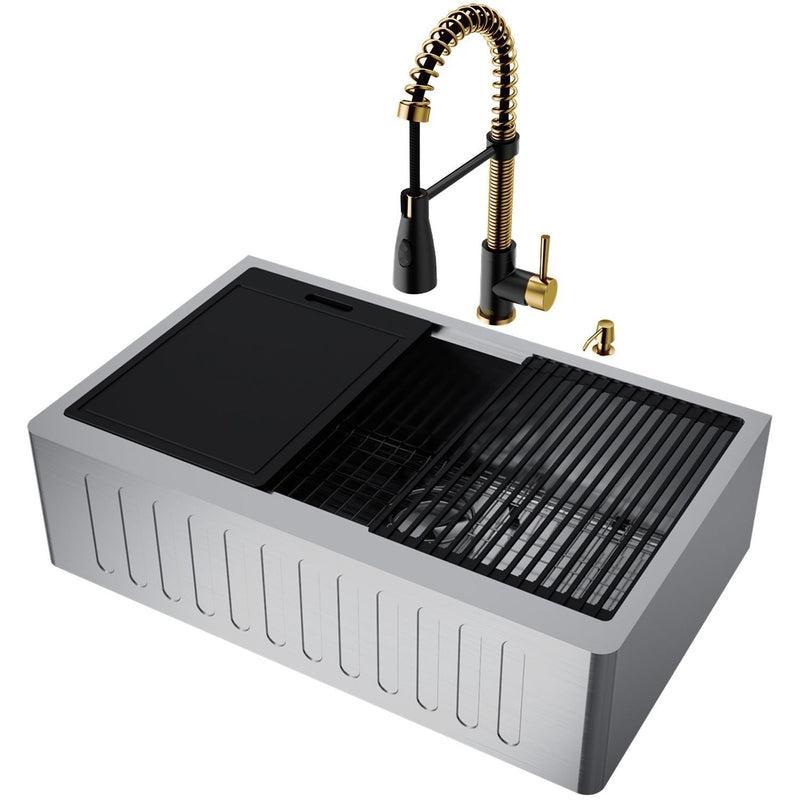 Oxford 33-in Single-Bowl Gold/Black Farmhouse Sink with Brant Faucet X3424
